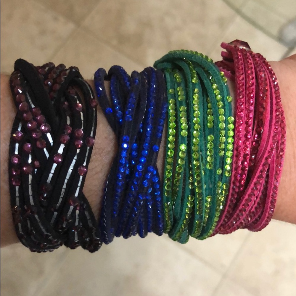4 bracelets Suede with Crystal’s
